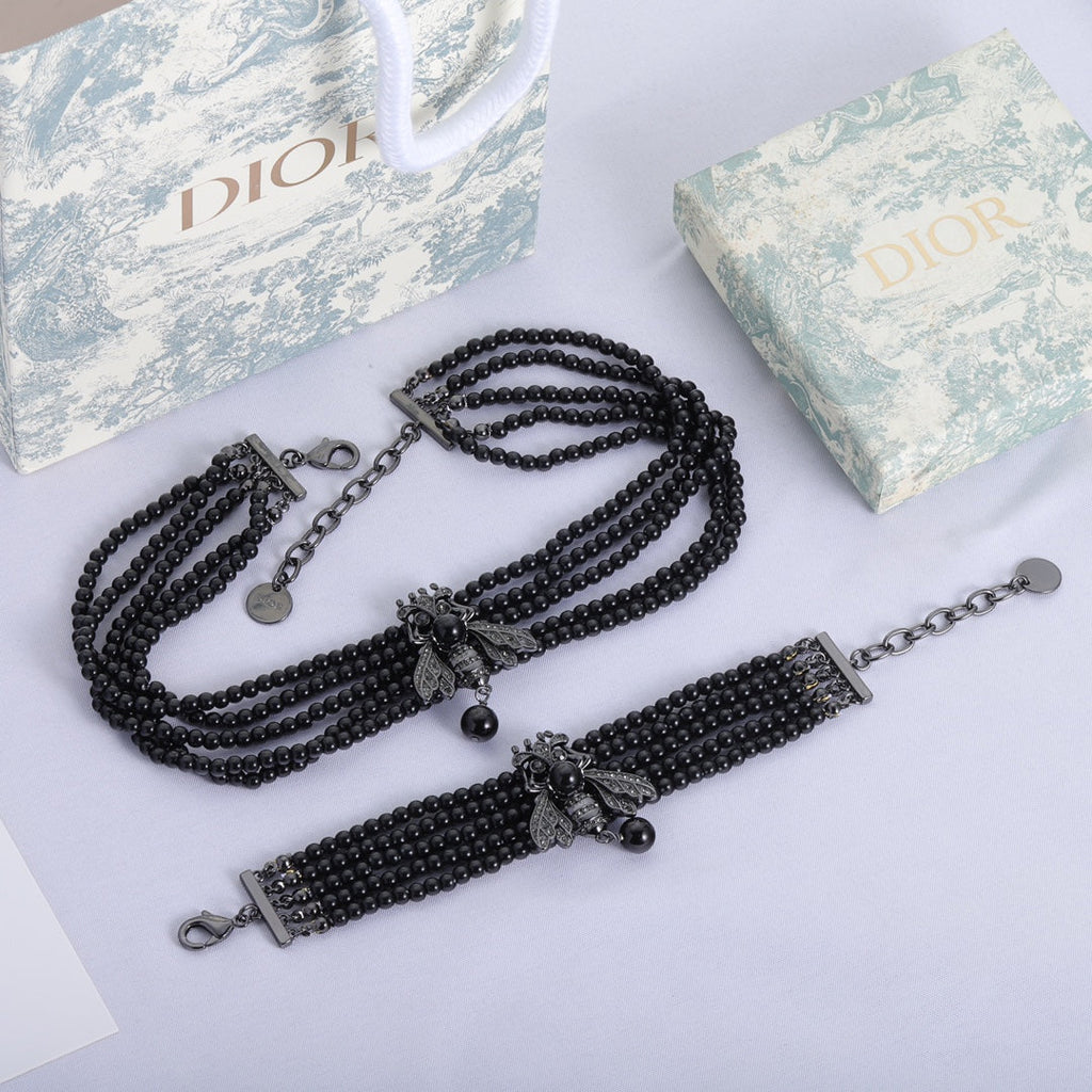 18K CD Bee Black Pearls Bracelet